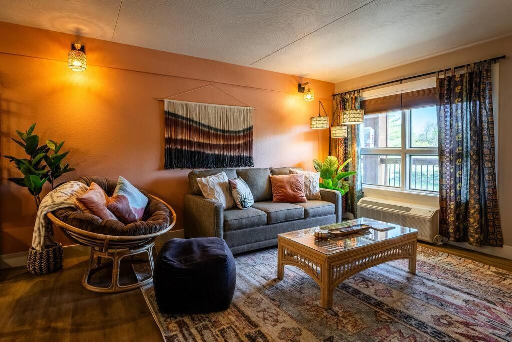 Pet Friendly Boho Condo With Pool--Fitness Center--Next To The Branson Landing--Close To Convention Center And Kanakuk Exterior foto
