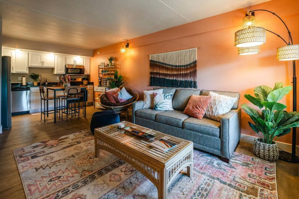 Pet Friendly Boho Condo With Pool--Fitness Center--Next To The Branson Landing--Close To Convention Center And Kanakuk Exterior foto